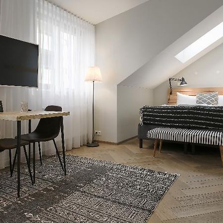 The Swan House Hotel By Ylma Reykjavik Bagian luar foto
