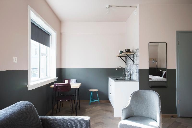 The Swan House Hotel By Ylma Reykjavik Bagian luar foto
