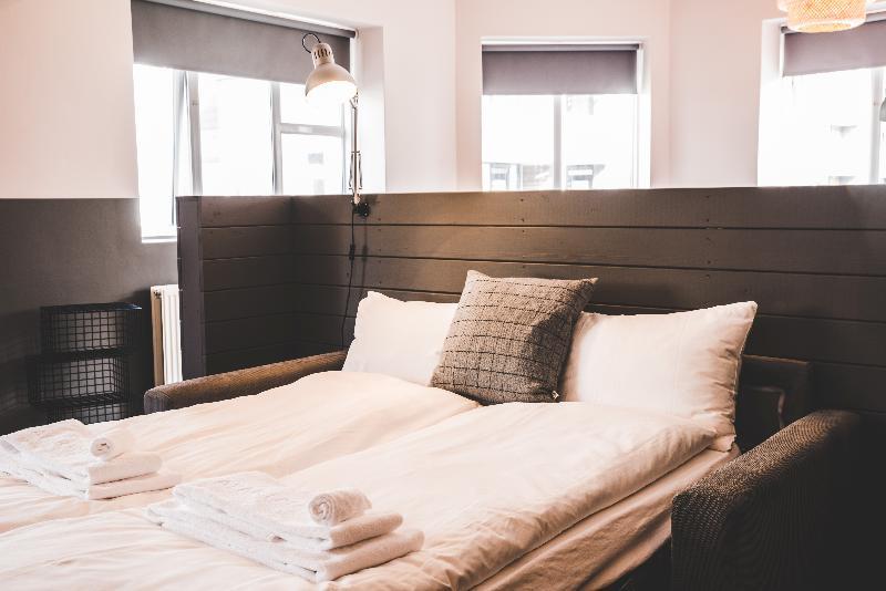 The Swan House Hotel By Ylma Reykjavik Bagian luar foto