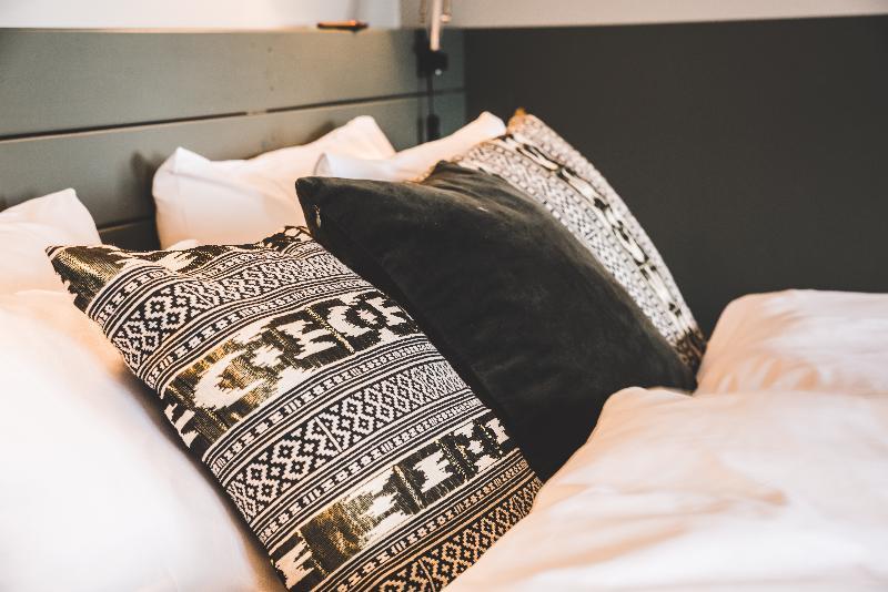 The Swan House Hotel By Ylma Reykjavik Bagian luar foto