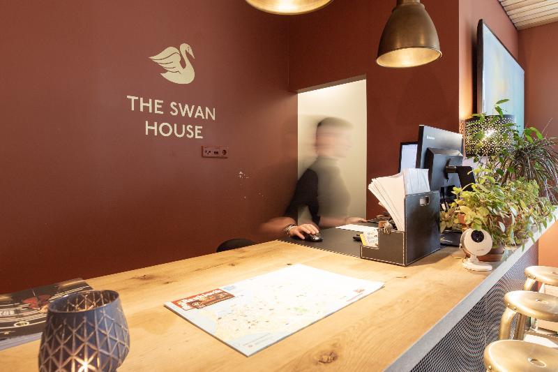 The Swan House Hotel By Ylma Reykjavik Bagian luar foto
