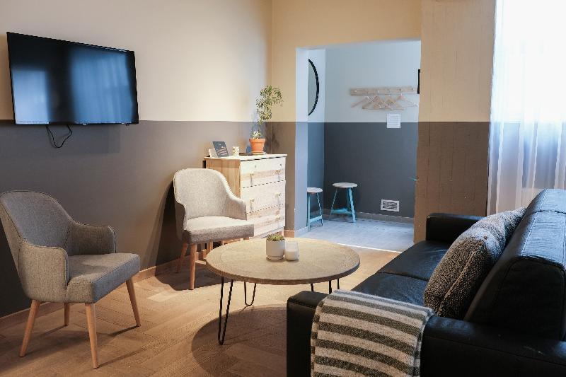 The Swan House Hotel By Ylma Reykjavik Bagian luar foto