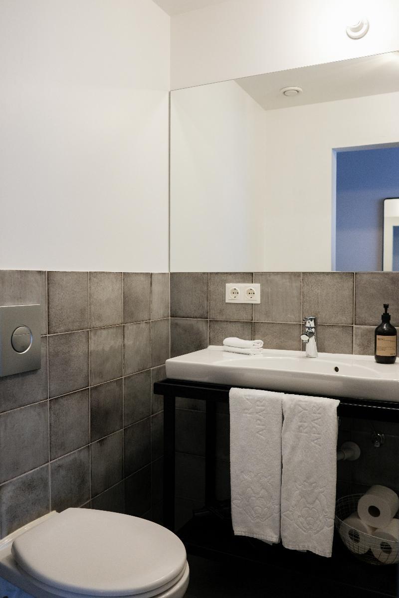 The Swan House Hotel By Ylma Reykjavik Bagian luar foto